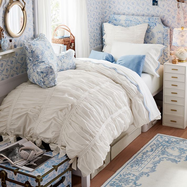 タイムセール！head boards SIX BOA FOCUS LoveShackFancy Auburn Wall Mounted Headboard | Pottery Barn Teen