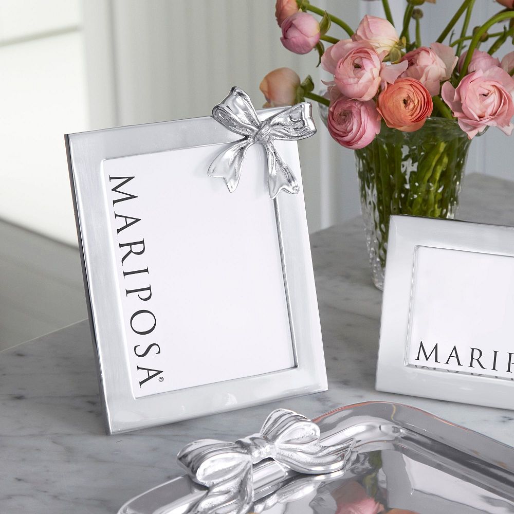 Bow Vertical Picture Frame
