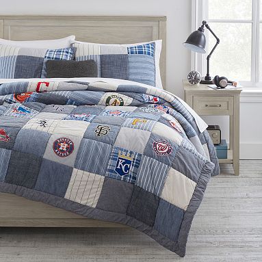 <i>MLB™</i> Patchwork Quilt