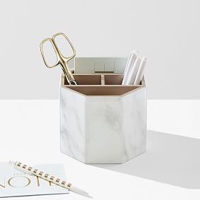 Quarry Beauty Divided Organizer