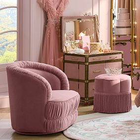 <i>Wicked</i> Piped Swivel Lounge Chair