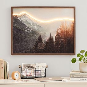 Mountain Art LED Wall Light