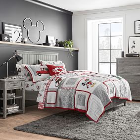Disney Mickey Mouse Holiday Reversible Patchwork Quilt