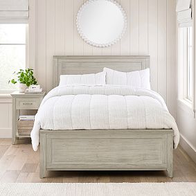 Hampton Storage Bed &amp; Nightstand Set