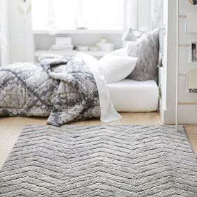 Plush Performance Chevron Rug