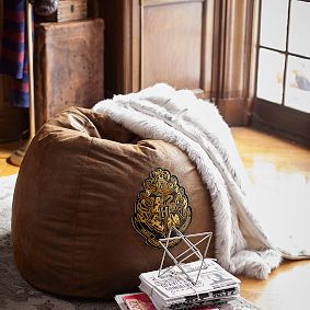 Harry Potter&#8482; Hedwig&#8482; Faux Fur Throw