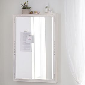 Heirloom Vanity Jewelry Wall Safe