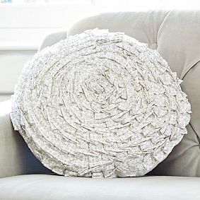 Pintuck Round Pillow
