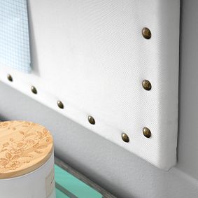 No Nails Oversized Studded Pinboard
