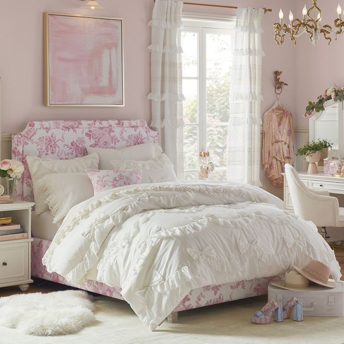 Loveshackfancy Garden Damask Classic Bed Ethereal Elegance