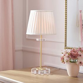 Campbell Flower Table Lamp (20.25")