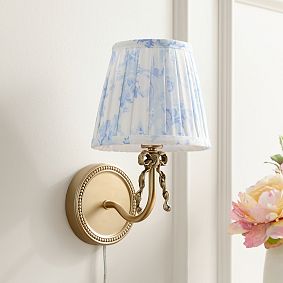 LoveShackFancy Bow Sconce (11.75")
