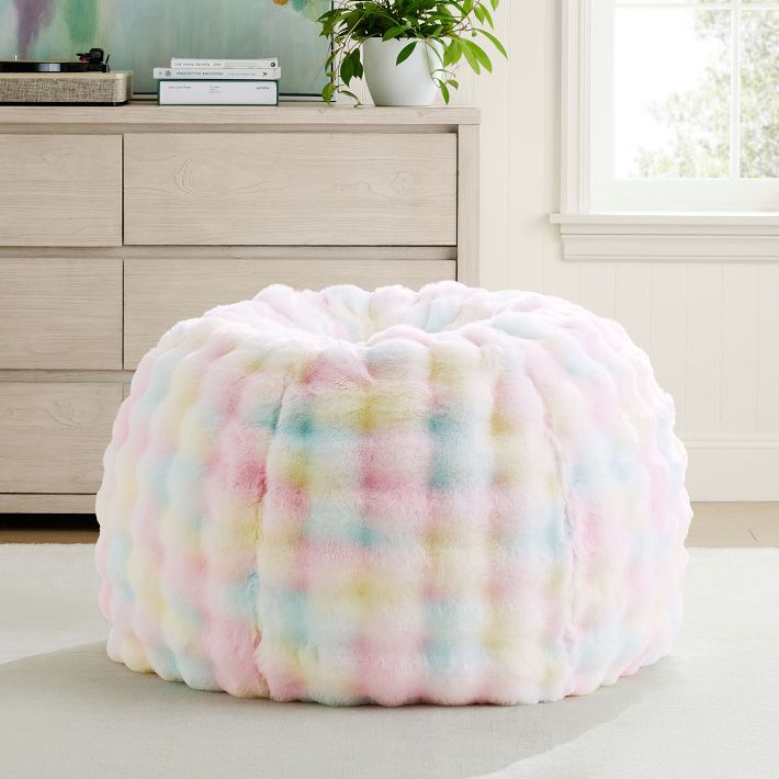 marshmallow-faux-fur-tie-dye-