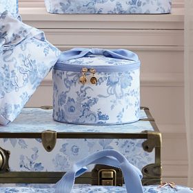 LoveShackFancy Train Case