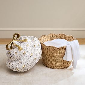 Cupcake Woven Hamper (21"x26")