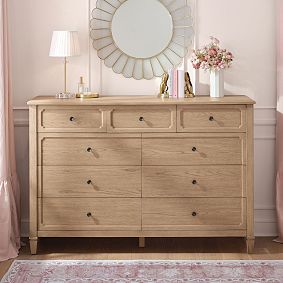 Auburn 9-Drawer Grand Dresser (64w x 19d&quot;)