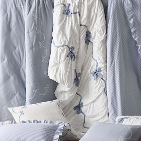 Stripe Bow Comforter