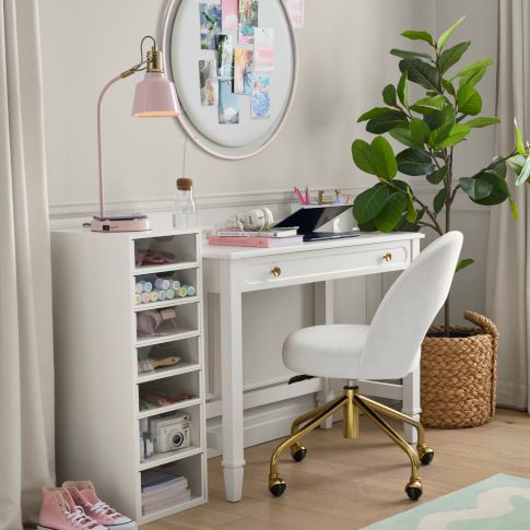 Simple Glam Study Space