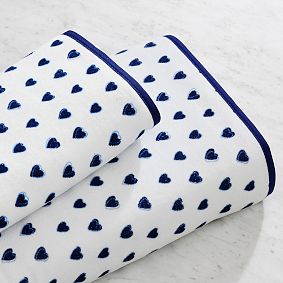 Roller Rabbit Heart Towels &amp; Shower Caddy Set