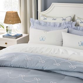 Georgia Bow Garland Quilt