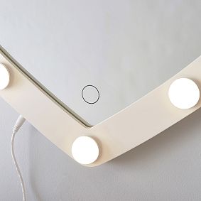 Heart-Shaped Marquee Mirror (24")