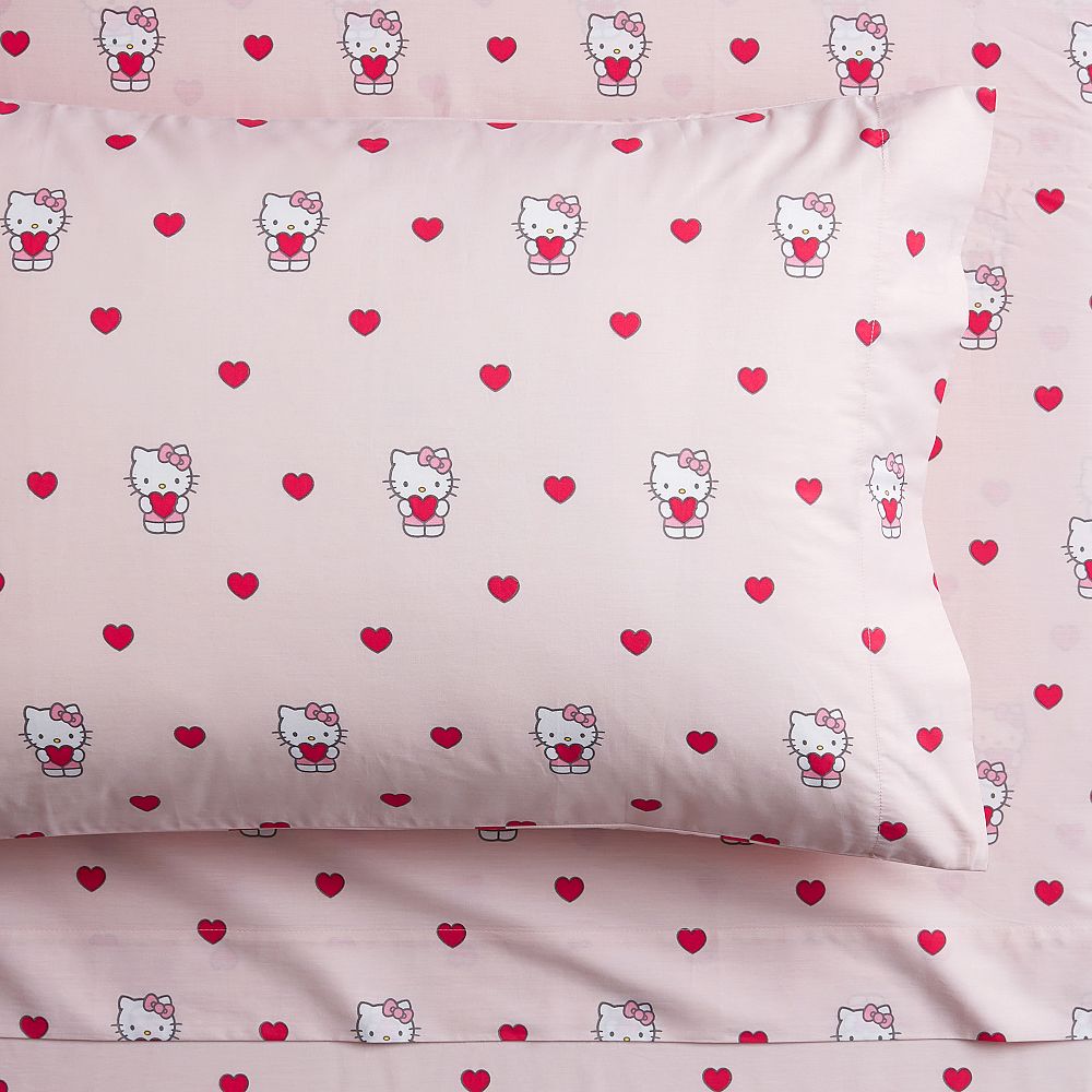 hello-kitty-organic-heart-sheet-set-pottery-barn-teen