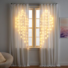 Heart Light-Up Sheer Curtain