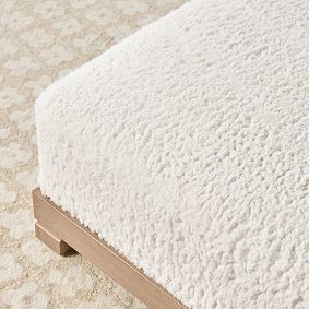 Piped Cushy Ottoman (32&quot;&ndash;43&quot;)