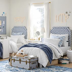 Roller Rabbit Tufted Heart Wedge Pillow