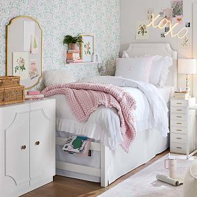 XOXO Neon Wall Light