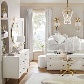 Crystal Basketball Hoop Pendant (15")