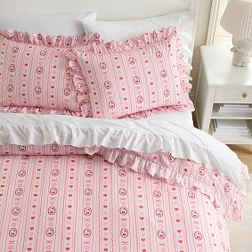 Hello Kitty&reg; Organic Heart & Bow Duvet Cover
