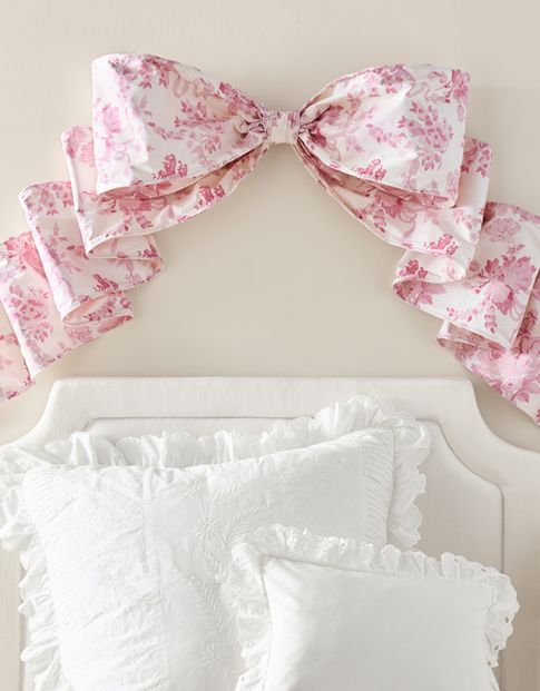 Wall Decor &amp; Murals