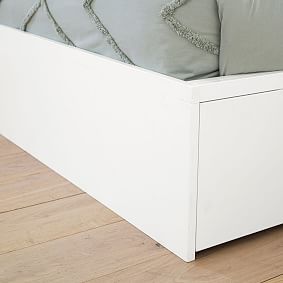 Arlen Storage Bed