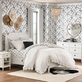 Colette Storage Bed &amp; Nightstand Set