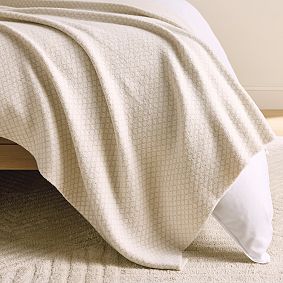Diamond Knit Bed Blanket