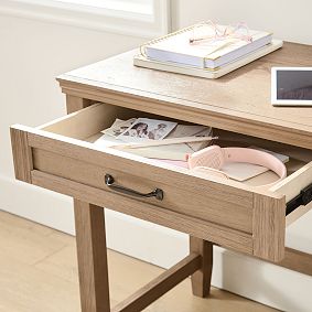 Hampton Single Pedestal Storage Desk (40&quot;)