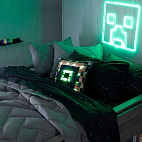 Minecraft&#8482; The End&#8482; Light-Up Portal Pillow Cover