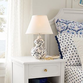 Roller Rabbit Ceramic Table Lamp (19")