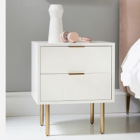 Jennings Nightstand (20")