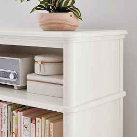 Colette Bookshelf (28")