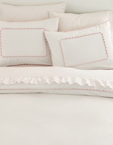 Teen Bedding | Stylish & Cozy Bedroom Essentials | Pottery Barn Teen