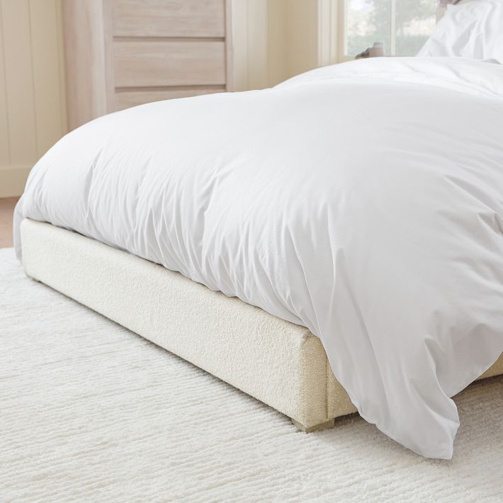 Skye Upholstered Bed – Modern & Cozy | Pottery Barn Teen