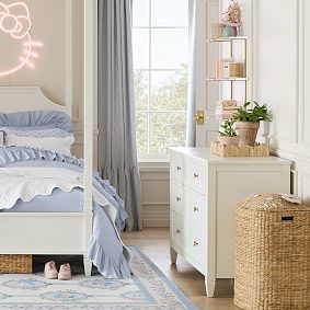 Hello Kitty® Heritage Lidded Hamper (17"x28")