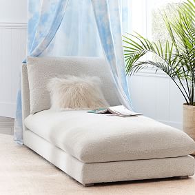 Skye Chaise (31.5")