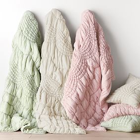 Open Box: Cream Puff Recycled Microfiber Quilt &amp; Sham