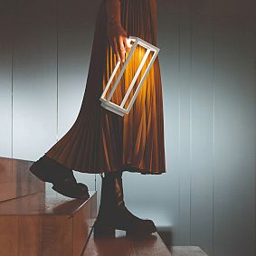 Zafferano Home Pro Touch-activated Cordless Light (12")