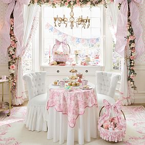 LoveShackFancy Scallop Table Throw