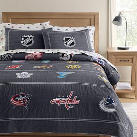 NHL&reg; Logo Quilt