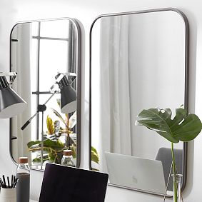 Metal Framed Rectangular Mirror (20"x30")
